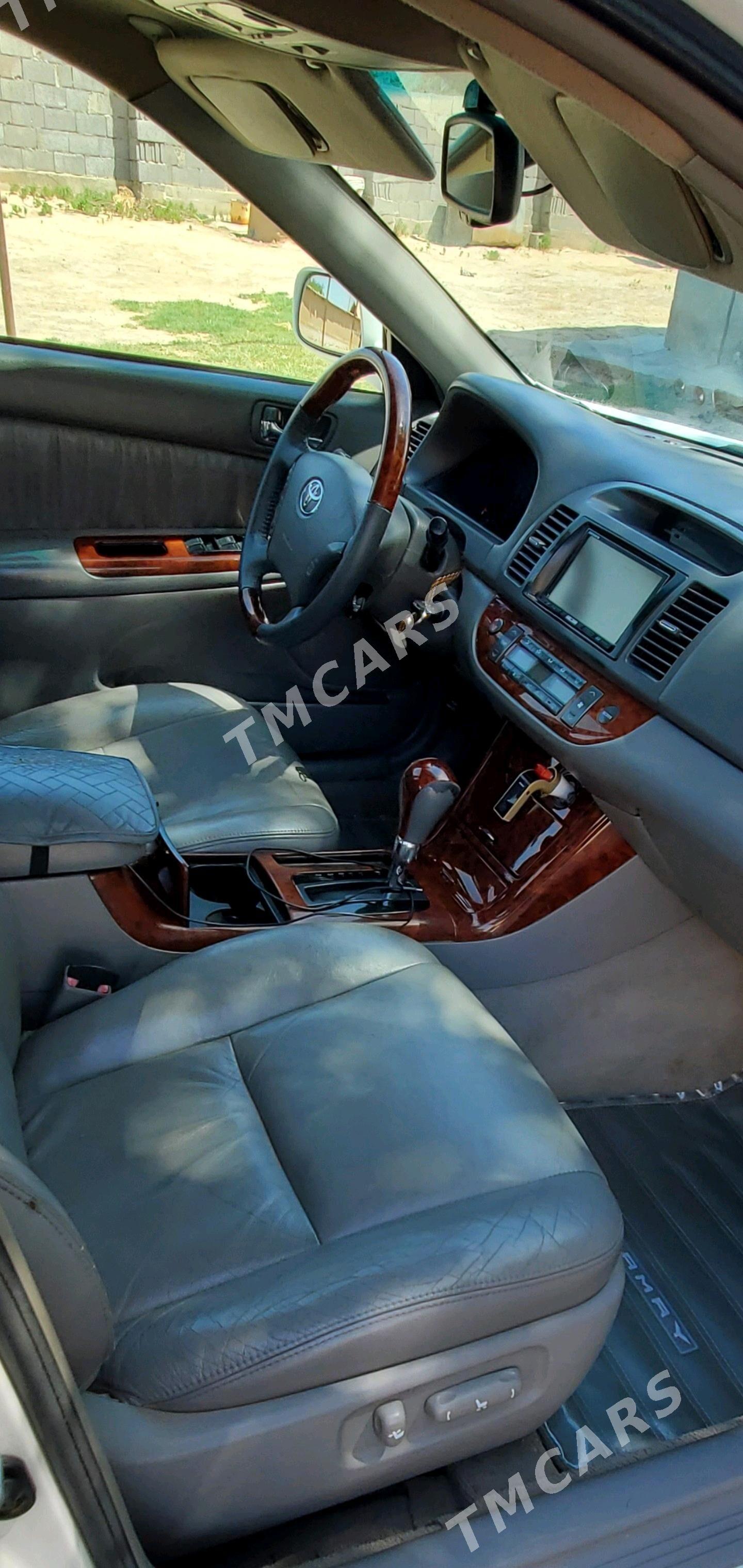 Toyota Camry 2005 - 210 000 TMT - Ýolöten - img 1