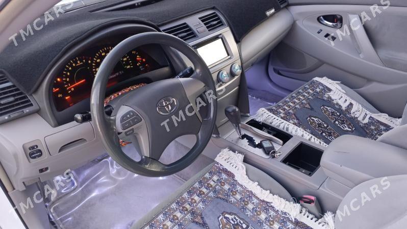 Toyota Camry 2007 - 162 000 TMT - Garadamak Şor - img 3