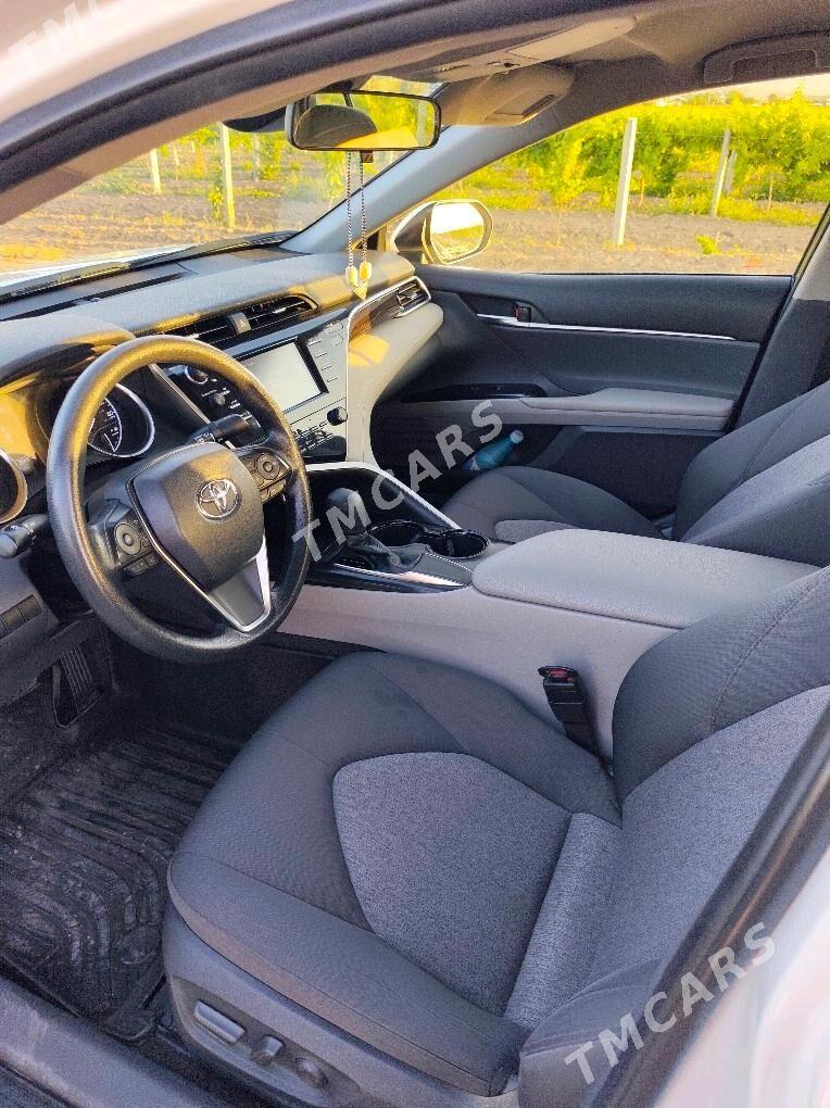 Toyota Camry 2018 - 303 000 TMT - Ашхабад - img 5