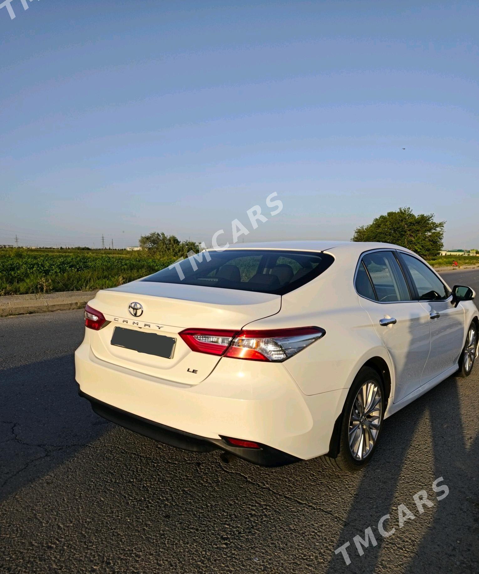 Toyota Camry 2018 - 303 000 TMT - Ашхабад - img 6