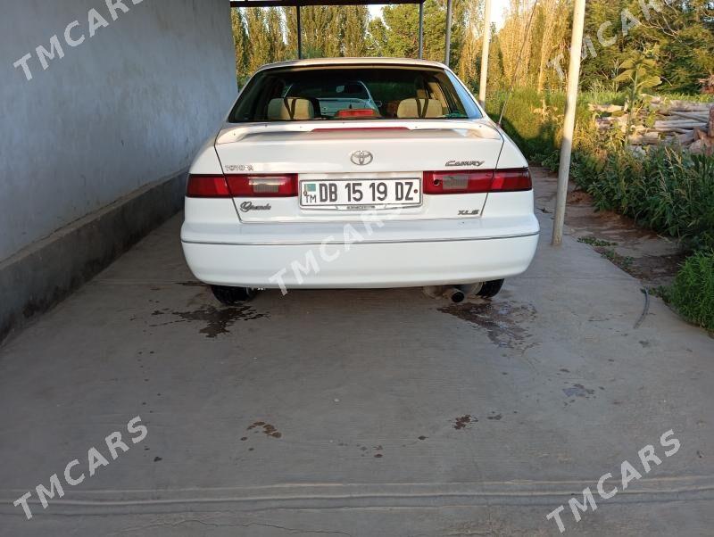 Toyota Camry 1997 - 110 000 TMT - Gubadag - img 4