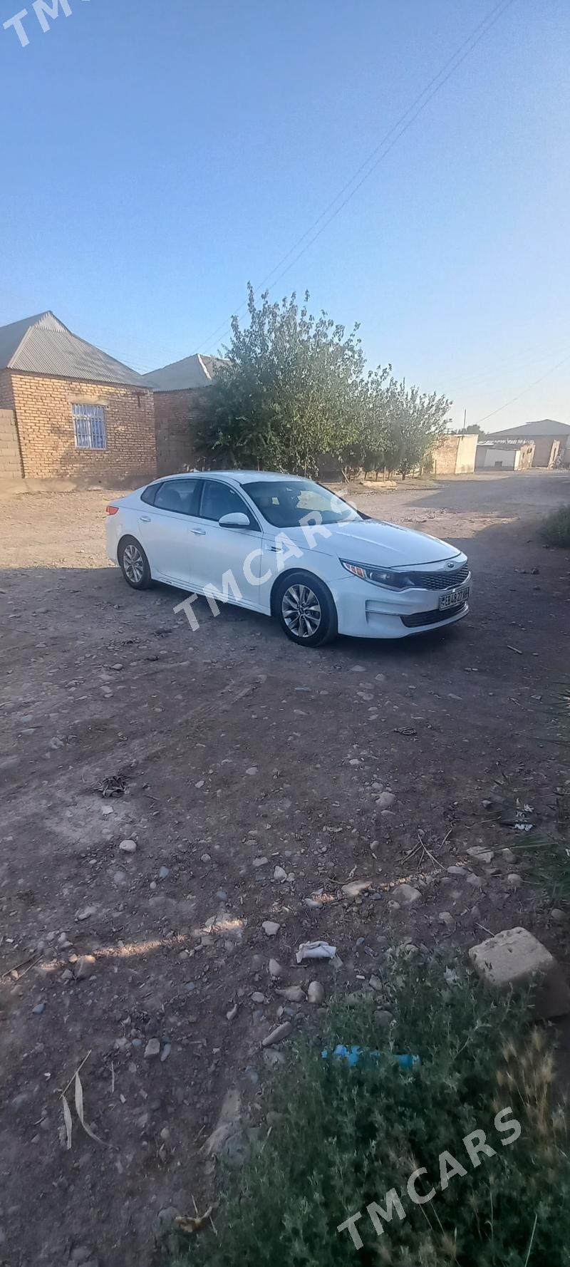 Kia Optima 2018 - 190 000 TMT - Теджен - img 3