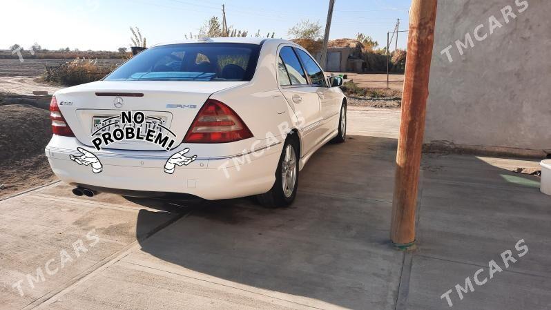 Mercedes-Benz C320 2002 - 80 000 TMT - Дашогуз - img 4