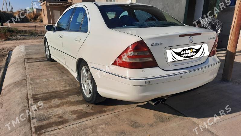 Mercedes-Benz C320 2002 - 80 000 TMT - Дашогуз - img 2