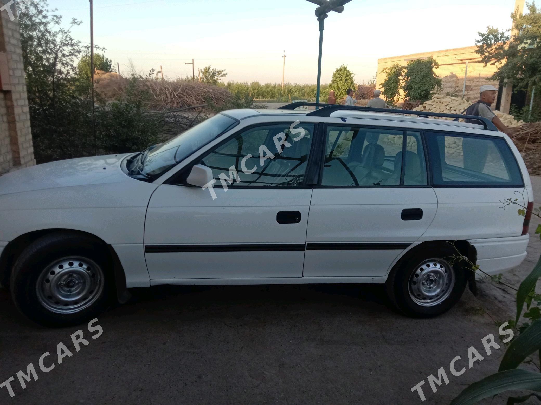 Opel Astra 1992 - 40 000 TMT - Саят - img 10