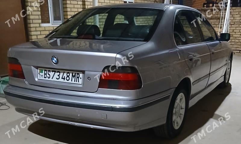 BMW E39 1996 - 65 000 TMT - Ýolöten - img 7