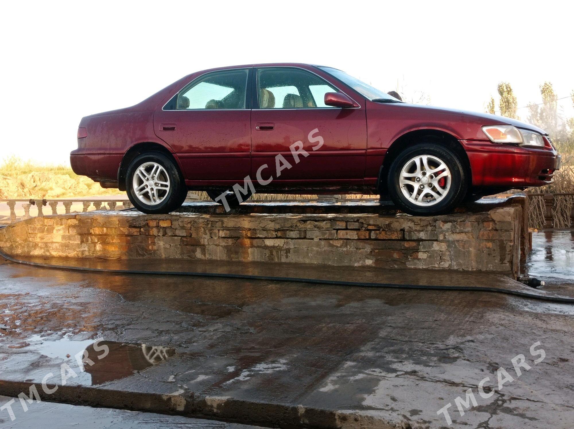 Toyota Camry 2001 - 110 000 TMT - Kerki - img 1