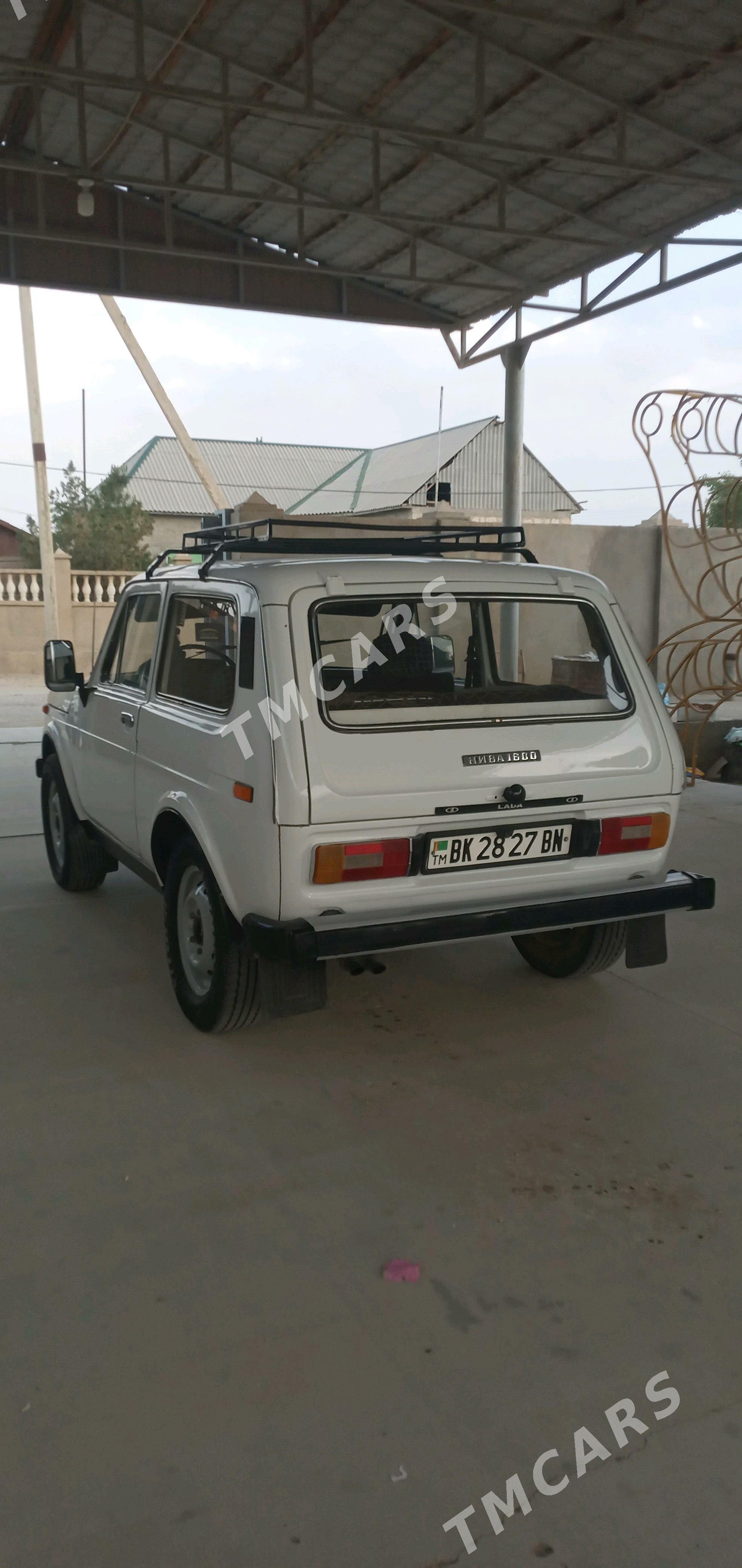 Lada Niva 1982 - 45 000 TMT - Гумдаг - img 6