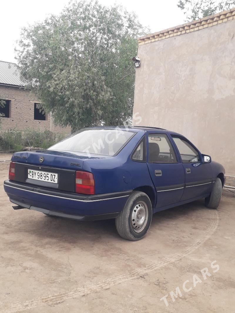 Opel Vectra 1990 - 20 000 TMT - етр. Туркменбаши - img 7