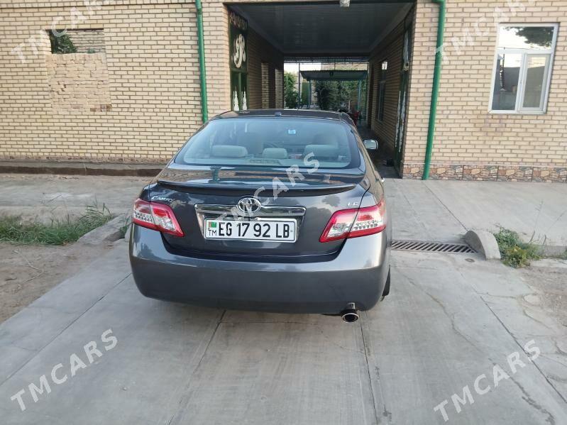 Toyota Camry 2010 - 180 000 TMT - Saýat - img 4