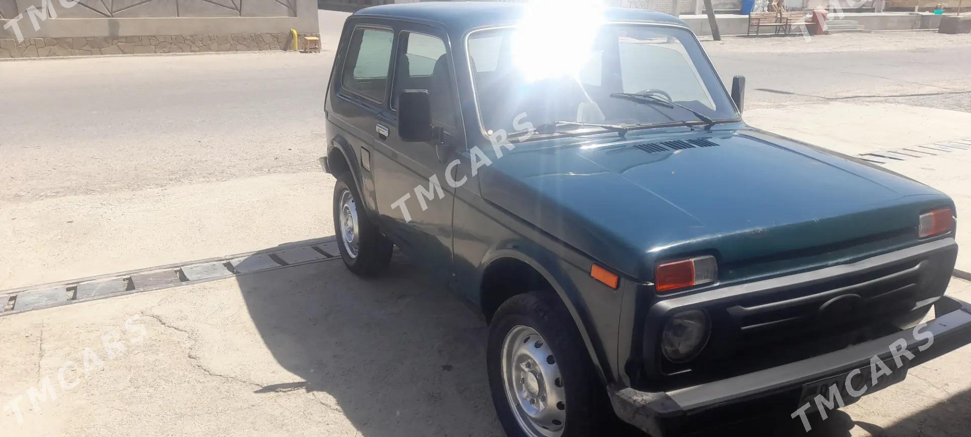 Lada Niva 2004 - 41 000 TMT - Мары - img 2
