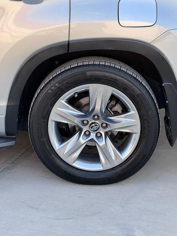 Toyota Highlander 2018 - 425 000 TMT - Ашхабад - img 3
