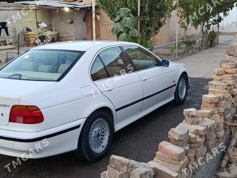 BMW 5 Series 1997 - 110 000 TMT - Туркменабат - img 9