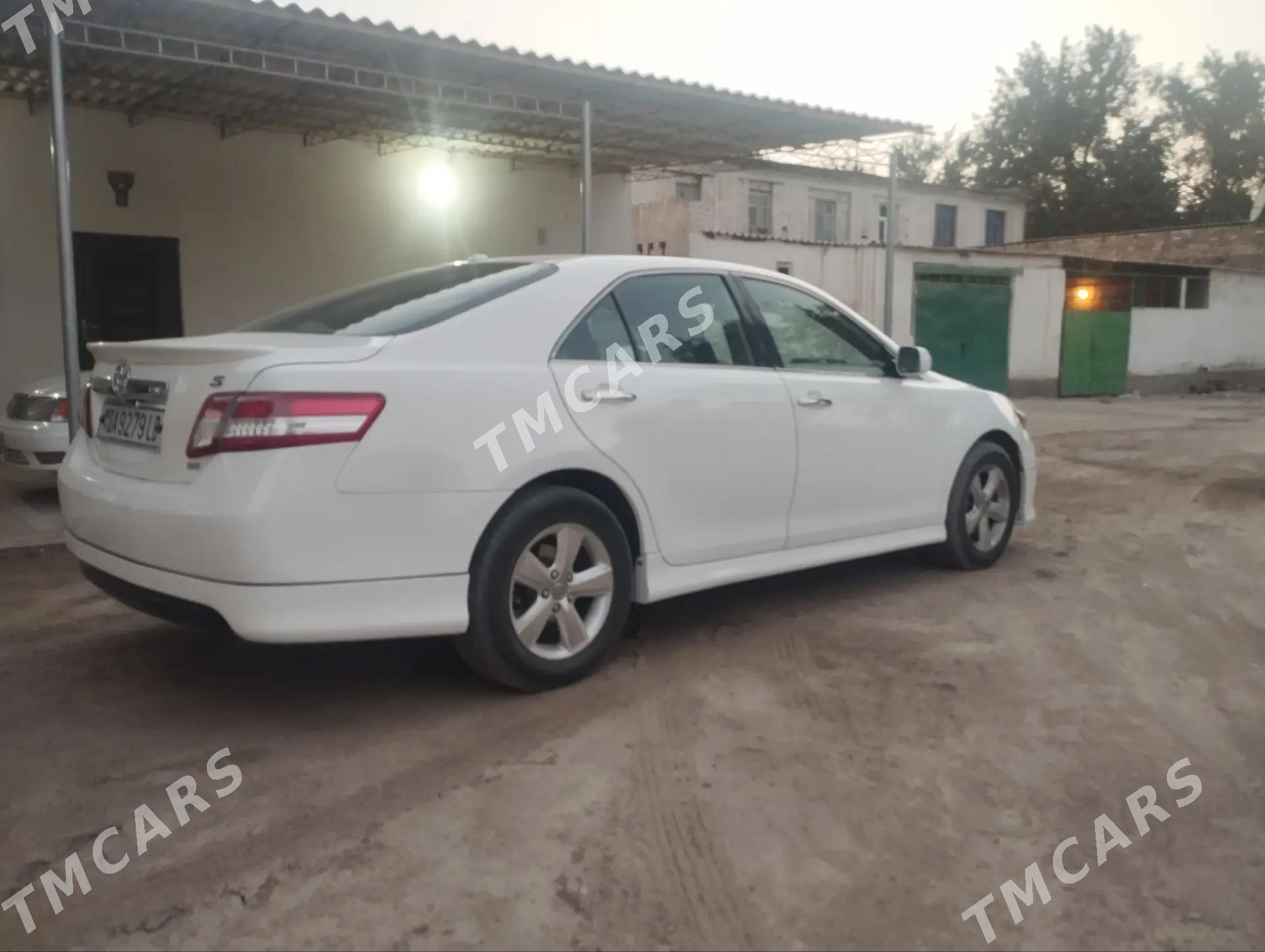 Toyota Camry 2010 - 185 000 TMT - Керки - img 2