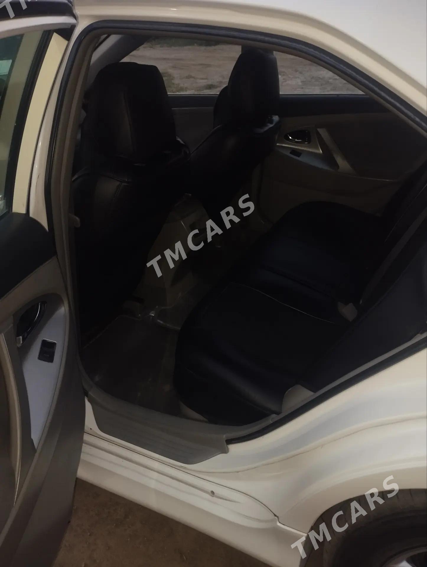 Toyota Camry 2010 - 185 000 TMT - Керки - img 4