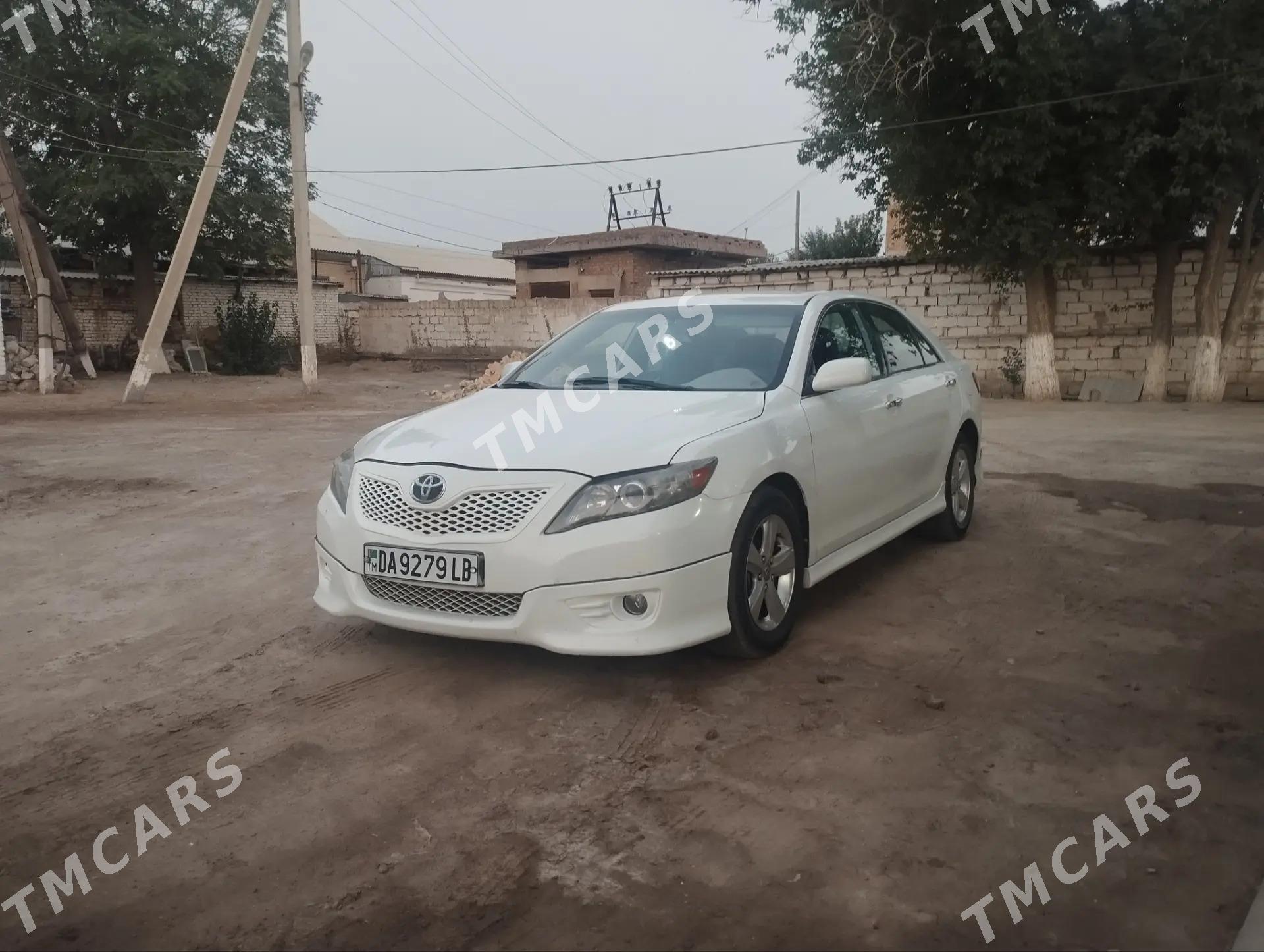 Toyota Camry 2010 - 185 000 TMT - Керки - img 6