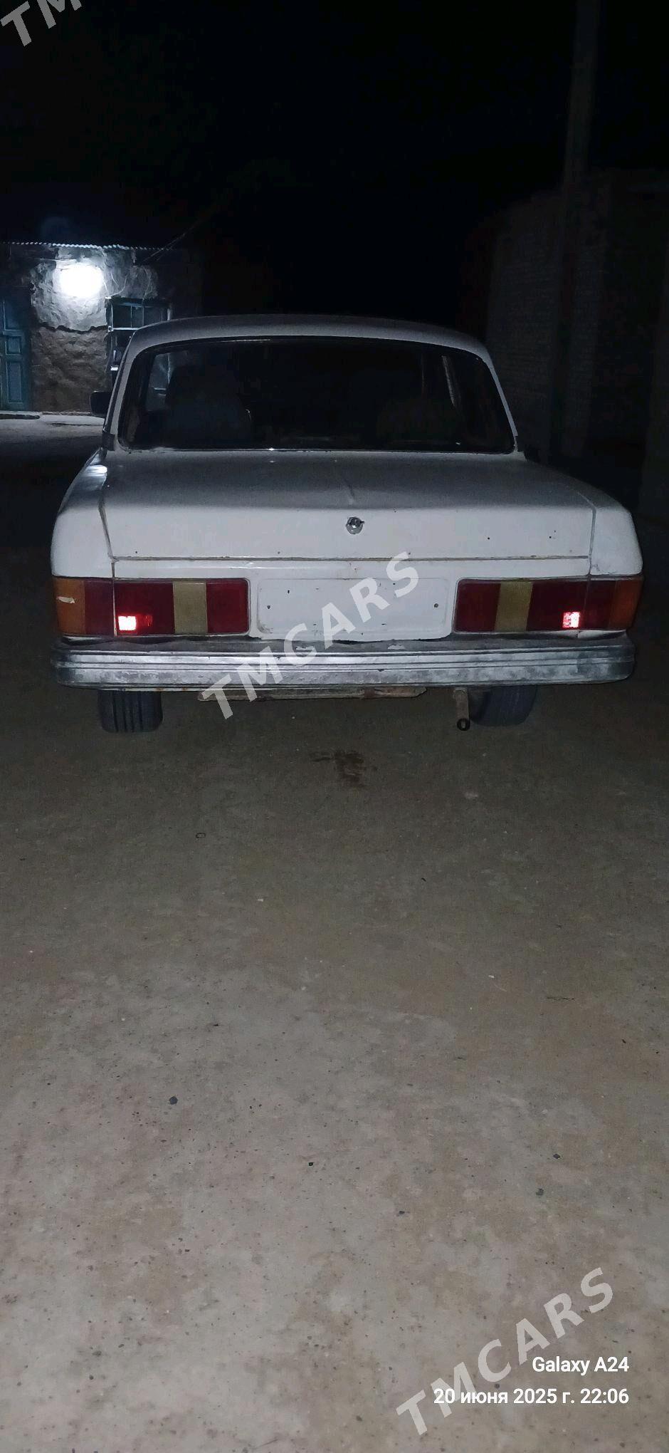 UAZ 469 1999 - 8 000 TMT - Ak bugdaý etraby - img 2