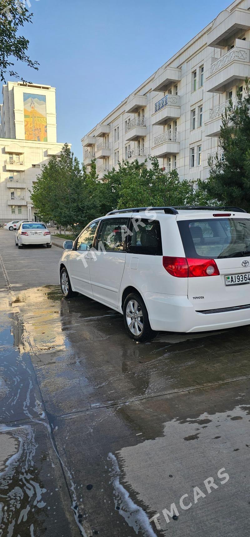 Toyota Sienna 2007 - 173 000 TMT - Акдепе - img 4