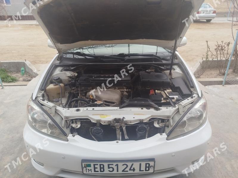 Toyota Camry 2003 - 145 000 TMT - Саят - img 3