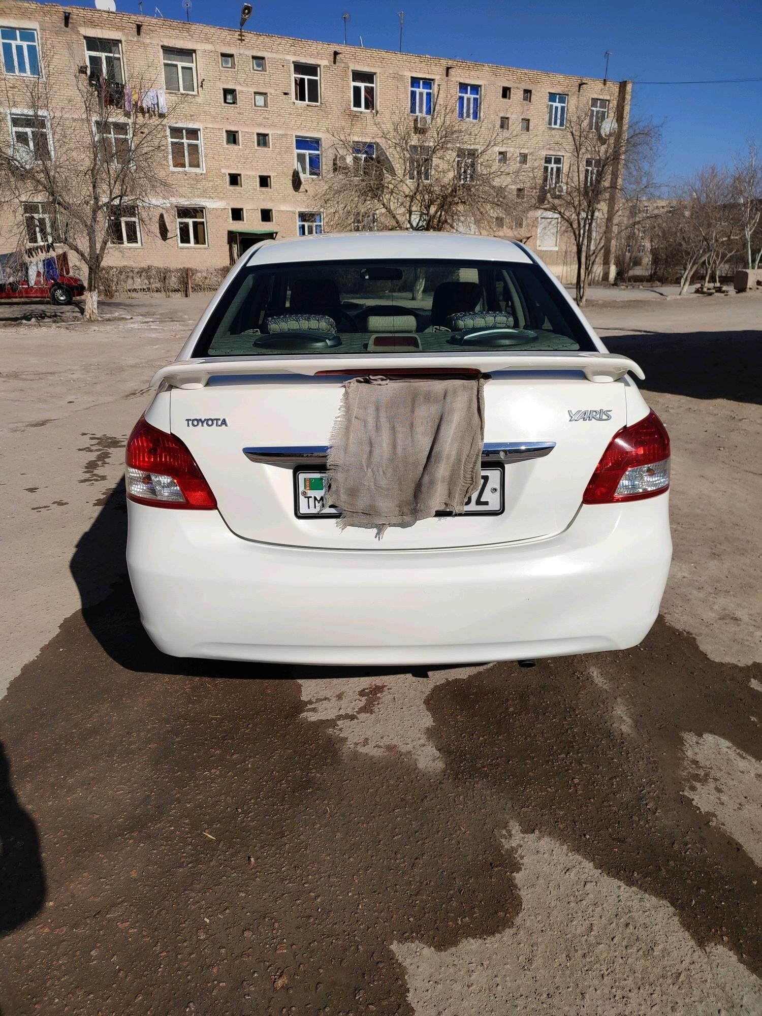 Toyota Yaris 2009 - 105 000 TMT - Дашогуз - img 3
