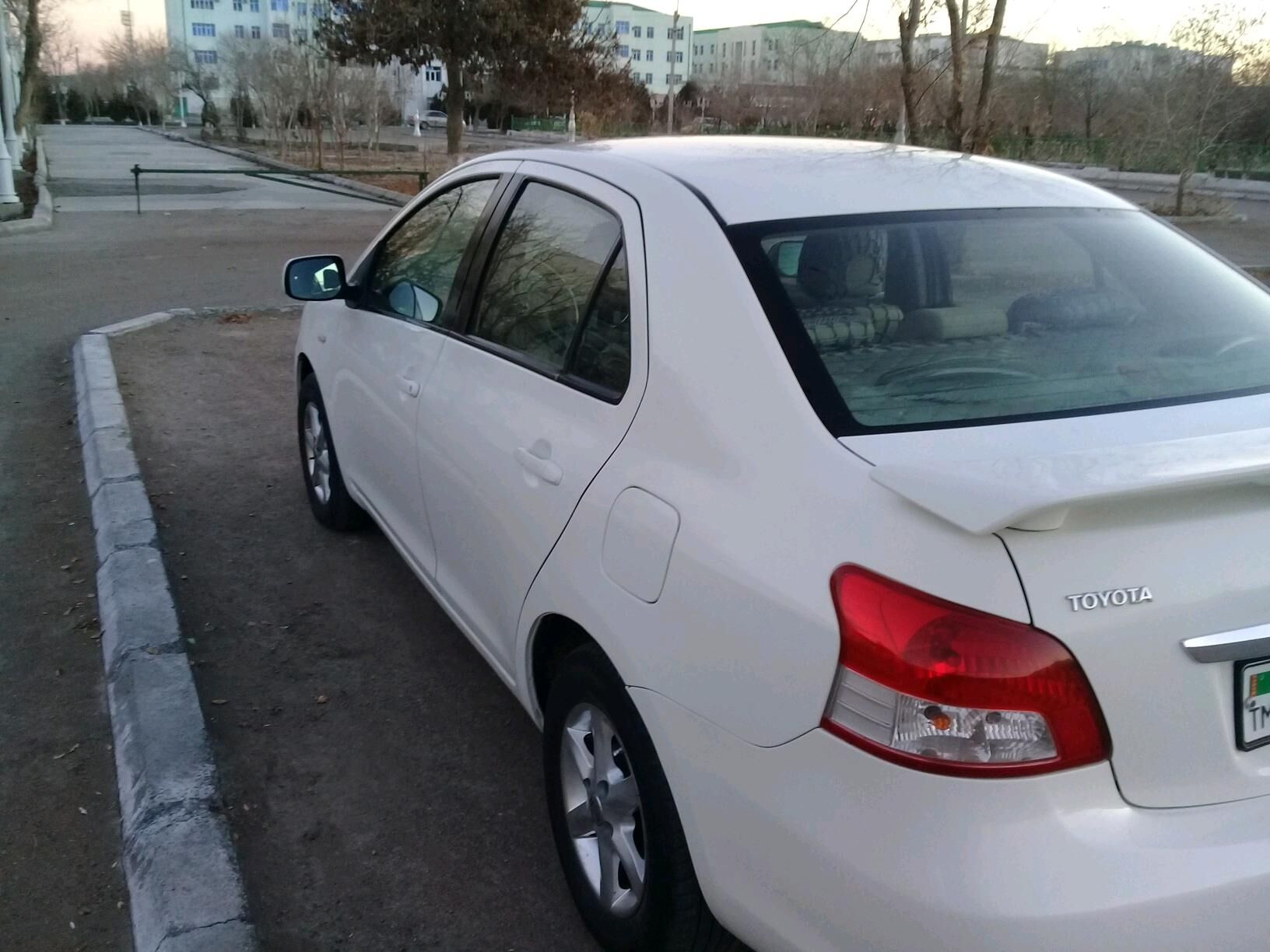 Toyota Yaris 2009 - 105 000 TMT - Дашогуз - img 6