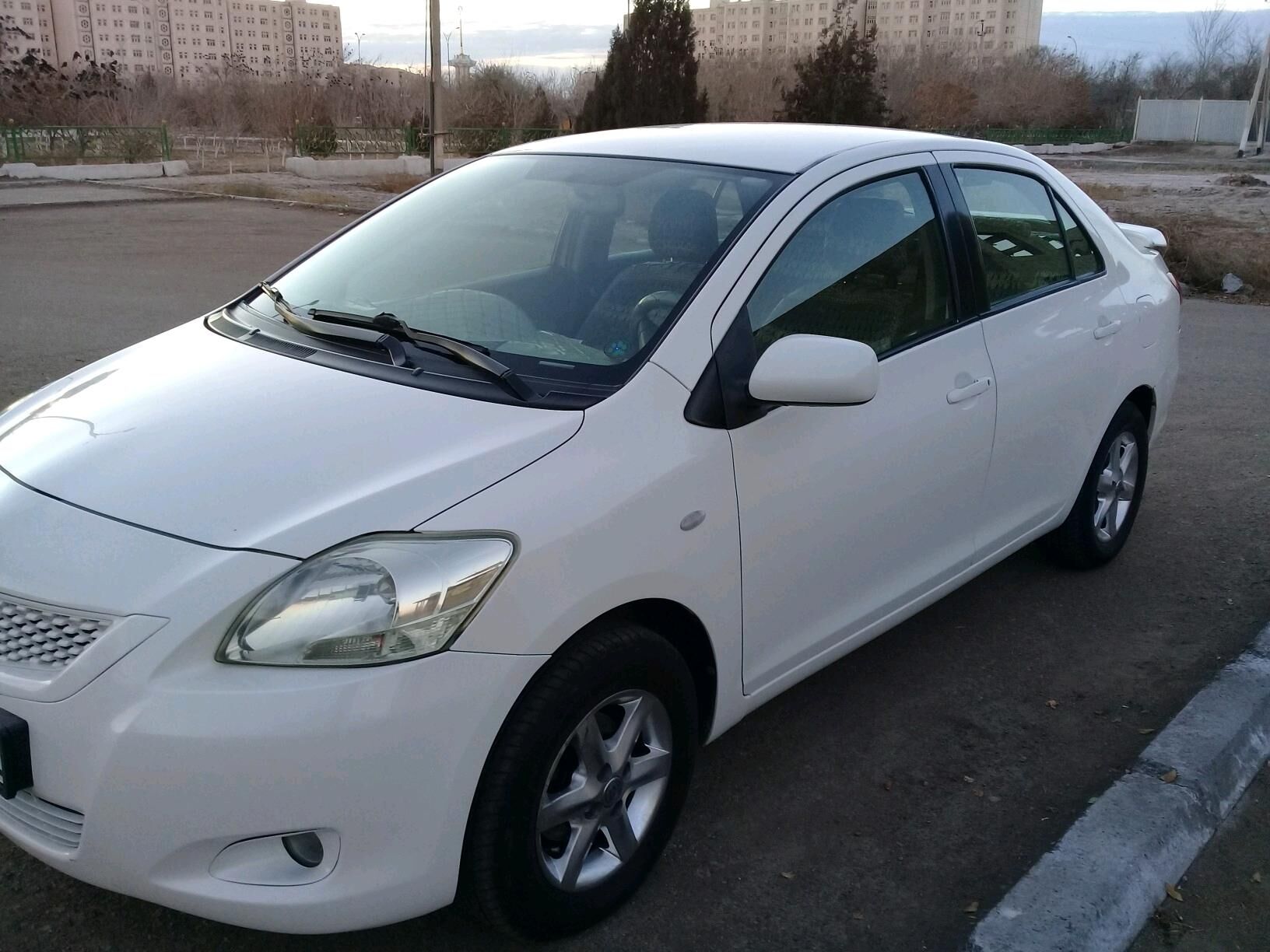 Toyota Yaris 2009 - 105 000 TMT - Дашогуз - img 5
