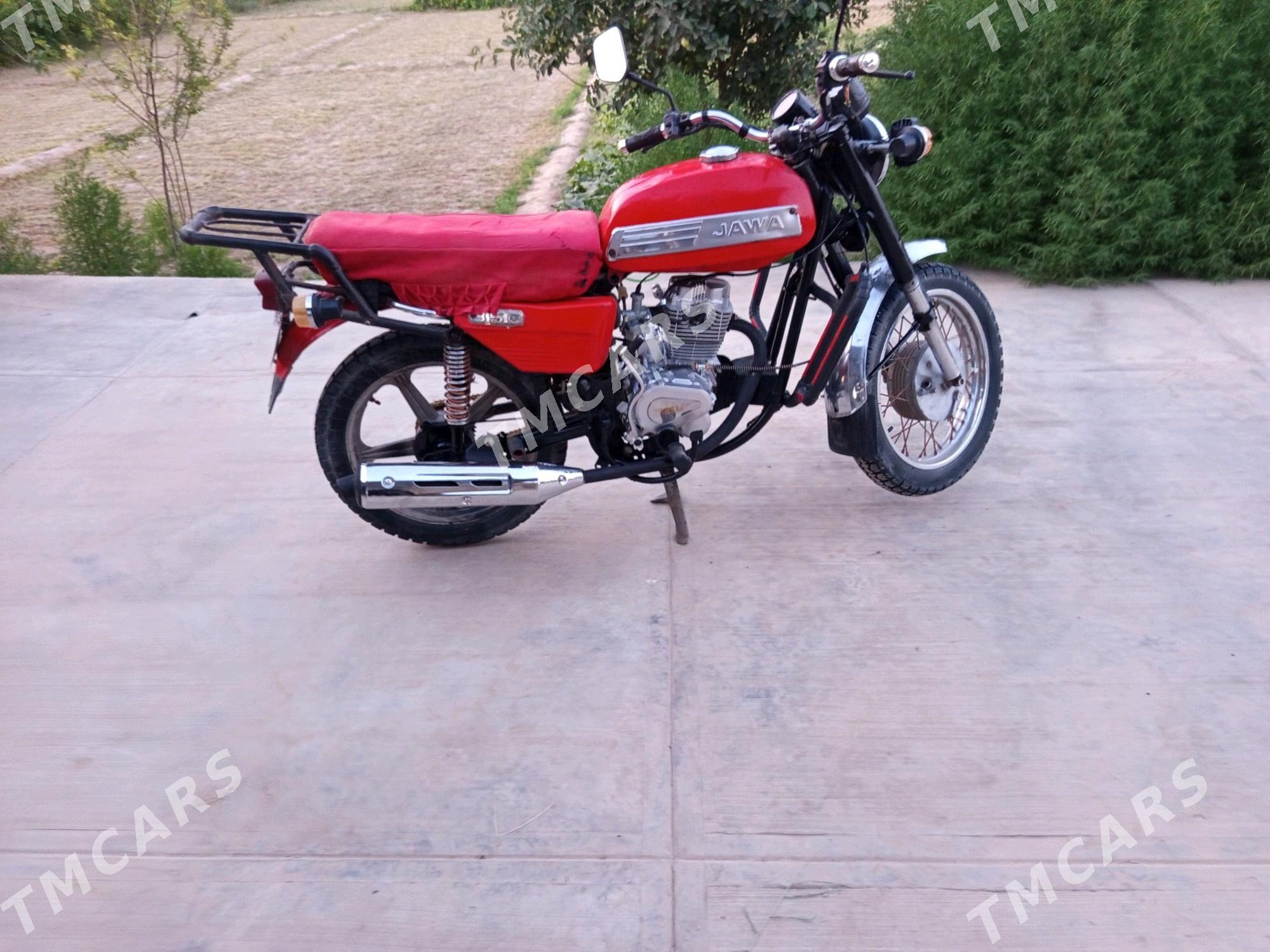 Jawa 300 2025 - 13 200 TMT - Халач - img 2