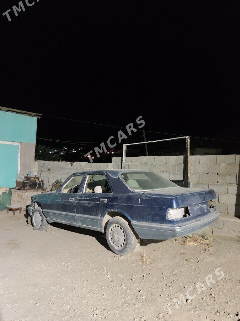 Mercedes-Benz 400SEL 1989 - 11 000 TMT - Bäherden - img 4