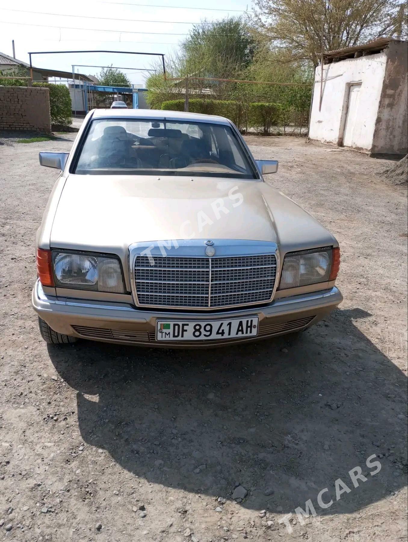 Mercedes-Benz 230E 1989 - 20 000 TMT - Bedew - img 3
