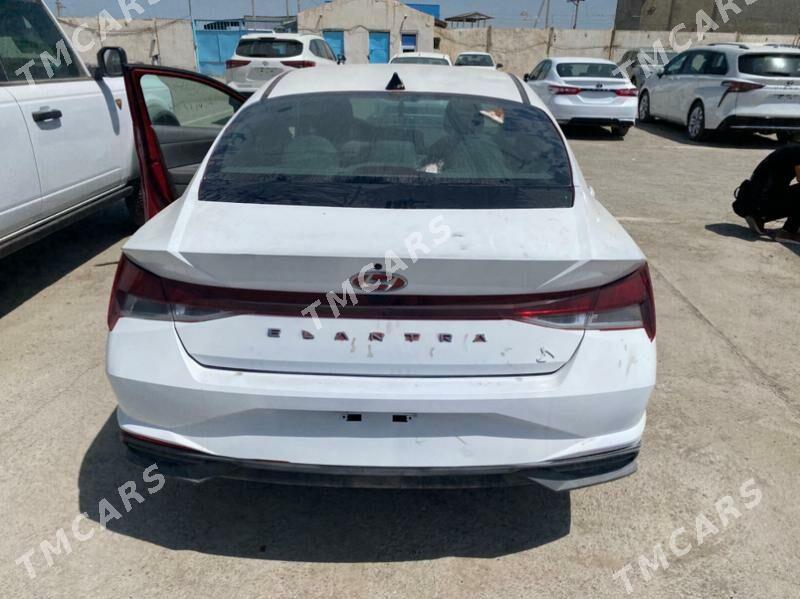 Hyundai Elantra 2022 - 210 000 TMT - Мары - img 7