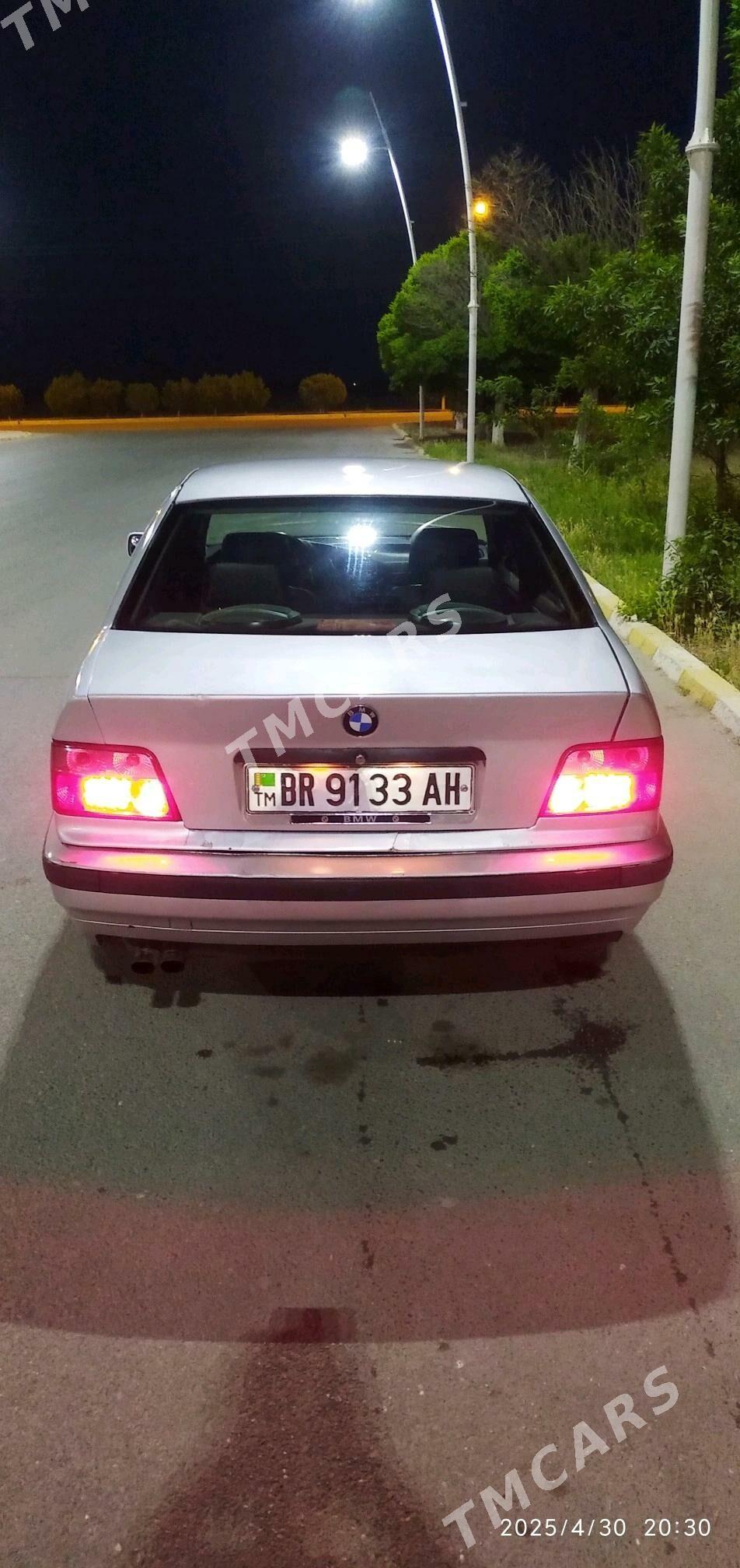 BMW 325 1992 - 40 000 TMT - Анев - img 4