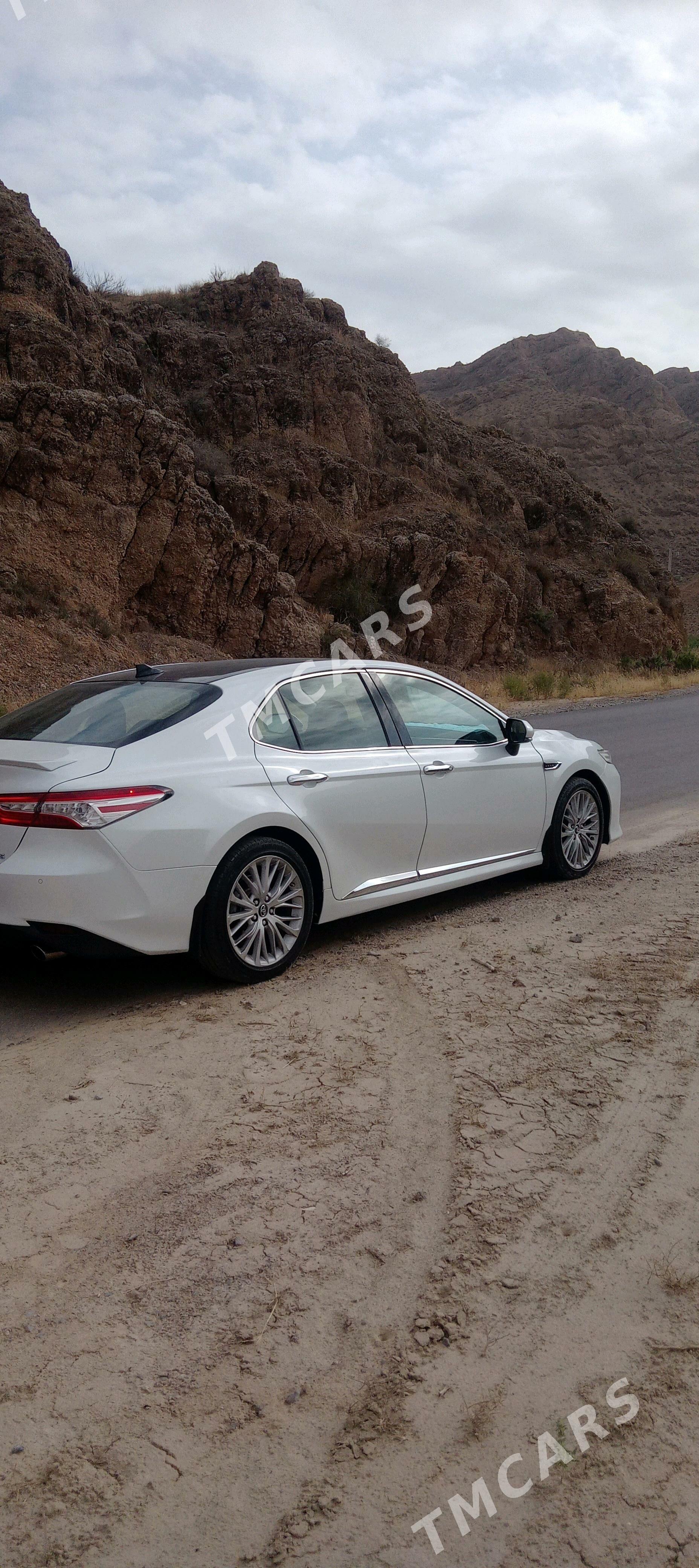 Toyota Camry 2017 - 340 000 TMT - Ашхабад - img 3
