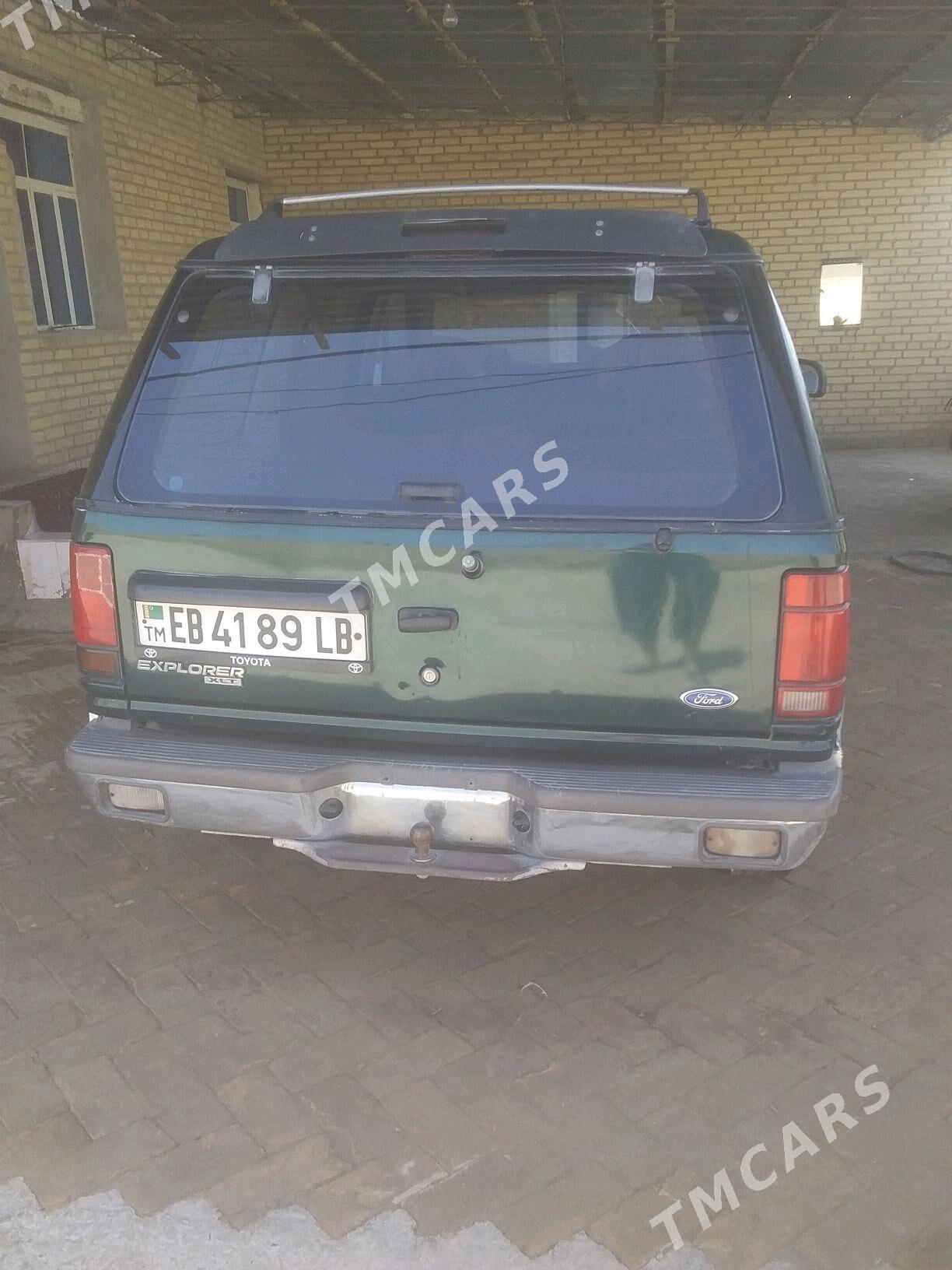 Ford Explorer 1994 - 35 000 TMT - Garabekewül - img 2