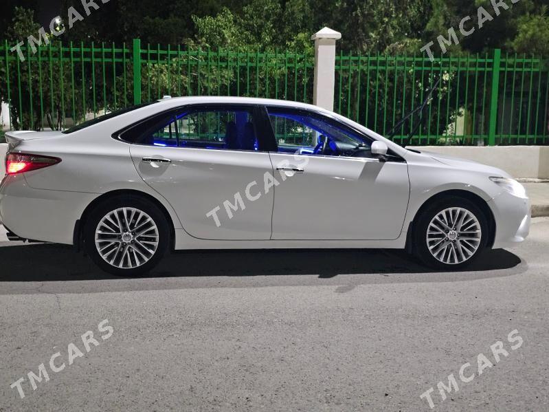 Toyota Camry 2016 - 225 000 TMT - 9 мкр - img 3