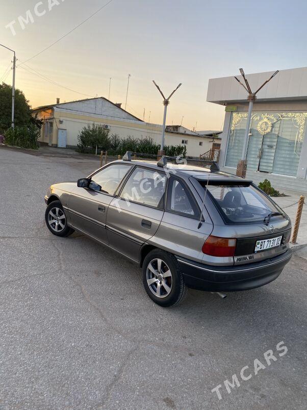 Opel Astra 1993 - 46 000 TMT - Daşoguz - img 4