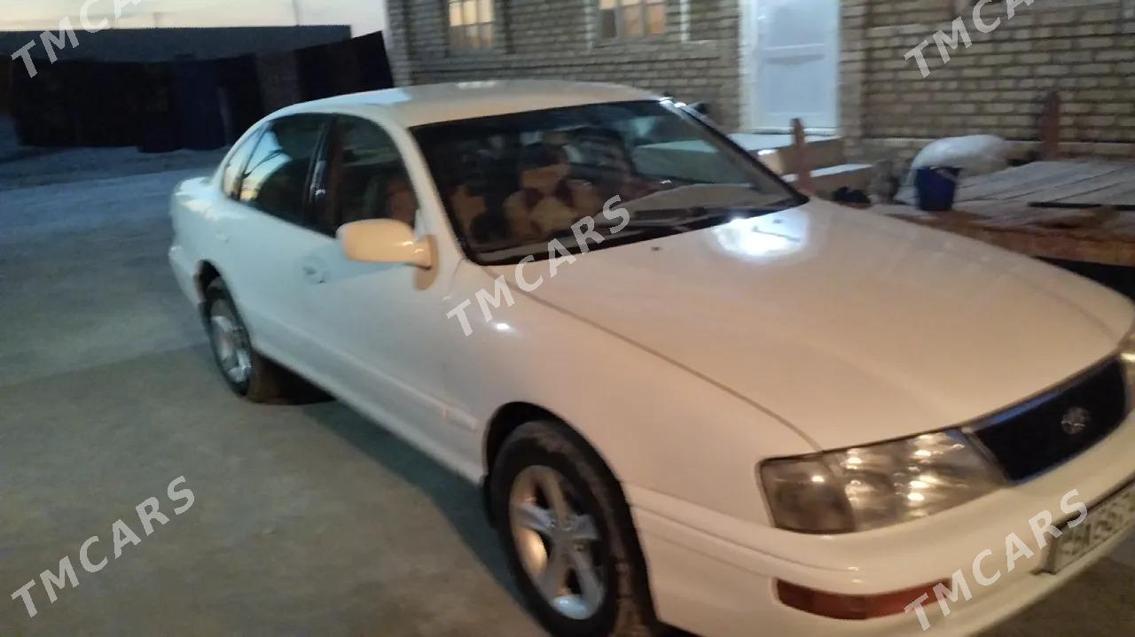 Toyota Avalon 1996 - 130 000 TMT - Мары - img 3