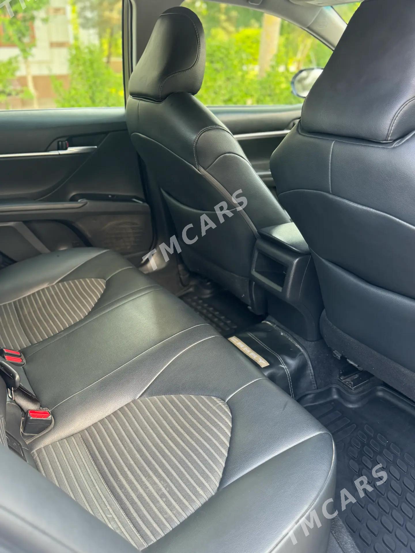 Toyota Camry 2019 - 285 000 TMT - Podwoýski köç. (Bitarap Türkmenistan şaýoly) - img 9