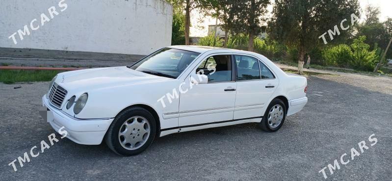 Mercedes-Benz E320 1999 - 70 000 TMT - Kaka - img 5