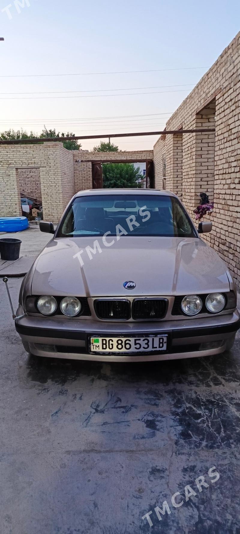 BMW 5 Series 1992 - 55 000 TMT - Туркменабат - img 1