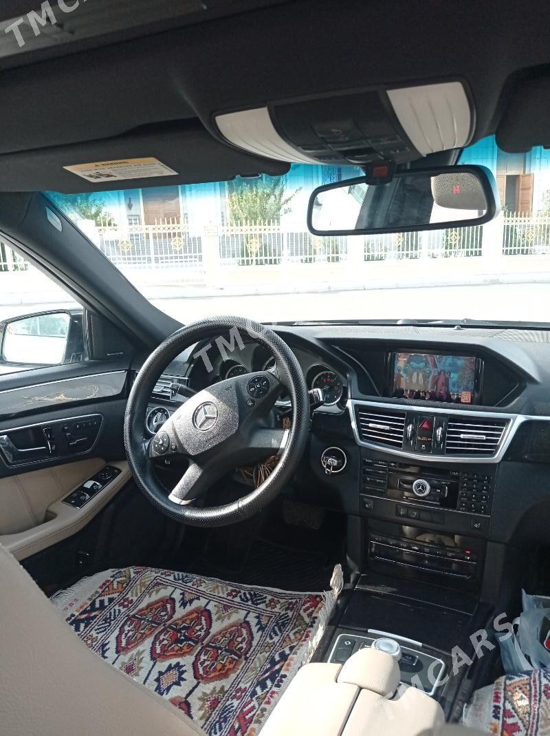 Mercedes-Benz E350 2010 - 250 000 TMT - Türkmenabat - img 6
