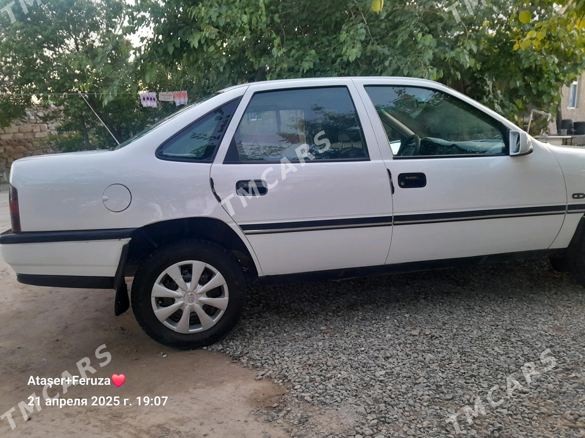 Opel Vectra 1990 - 35 000 TMT - Magdanly - img 5