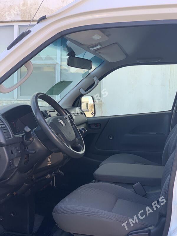 Toyota Hiace 2021 - 410 000 TMT - Mary - img 3