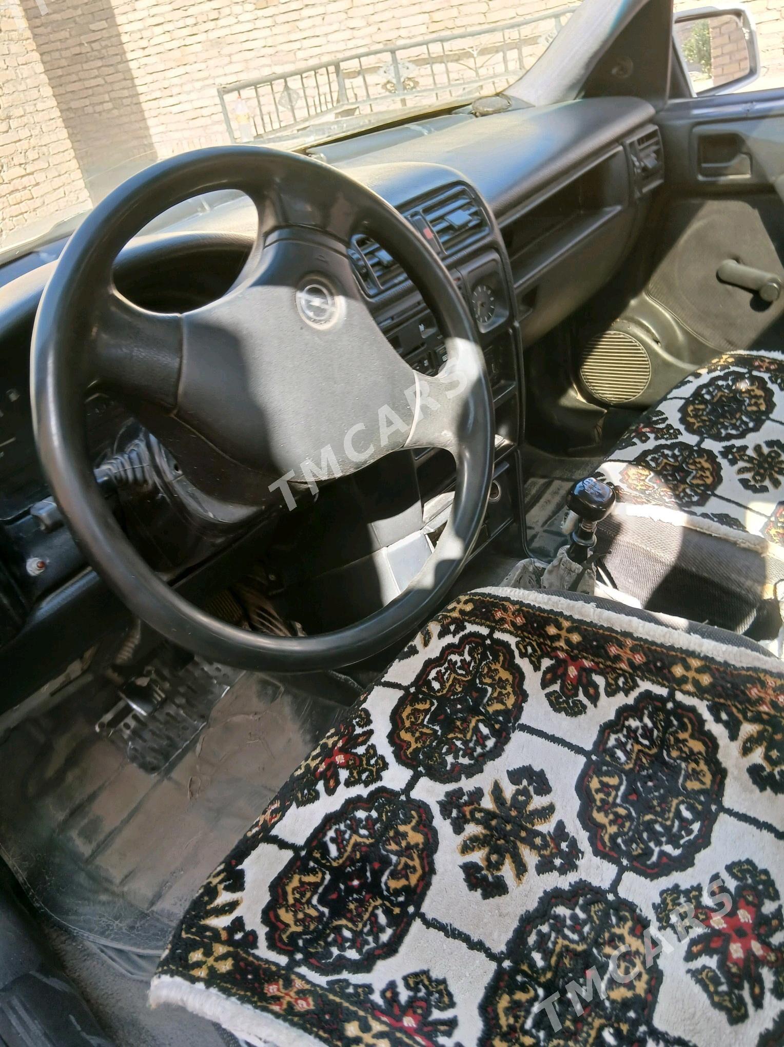 Opel Vectra 1992 - 25 000 TMT - Туркменабат - img 5