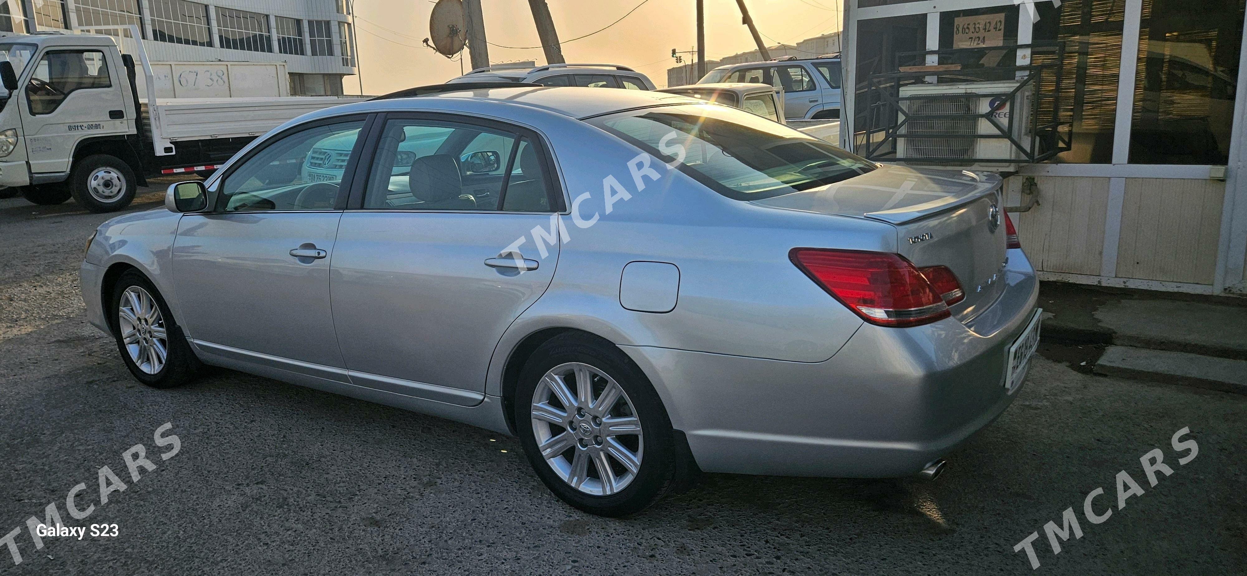 Toyota Avalon 2005 - 150 000 TMT - Мары - img 1