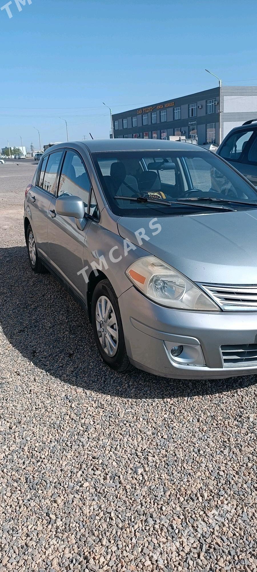 Nissan Versa 2009 - 100 000 TMT - Mary - img 2