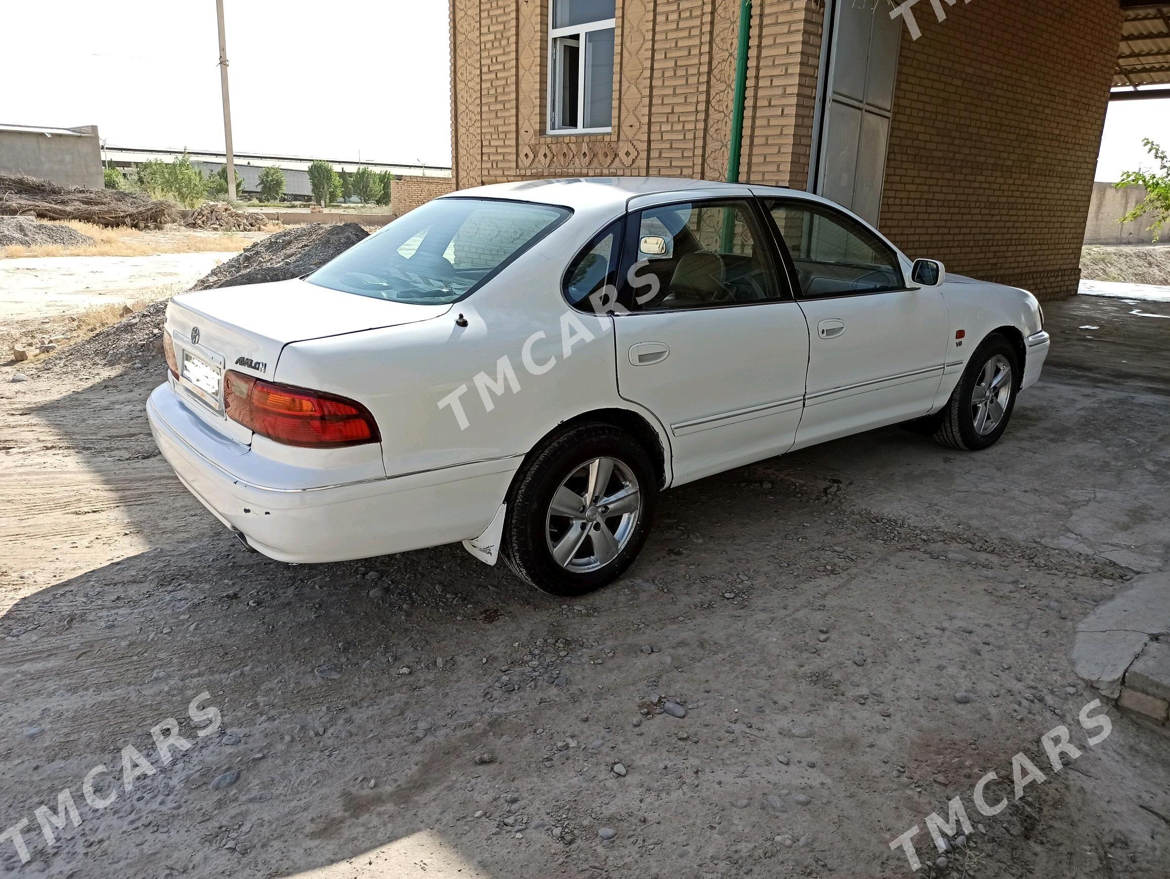 Toyota Avalon 1999 - 80 000 TMT - Halaç - img 6