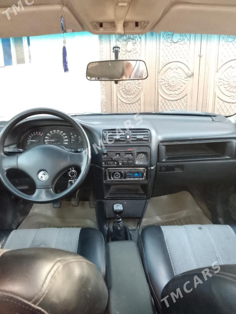 Opel Vectra 1992 - 28 000 TMT - Губадаг - img 3