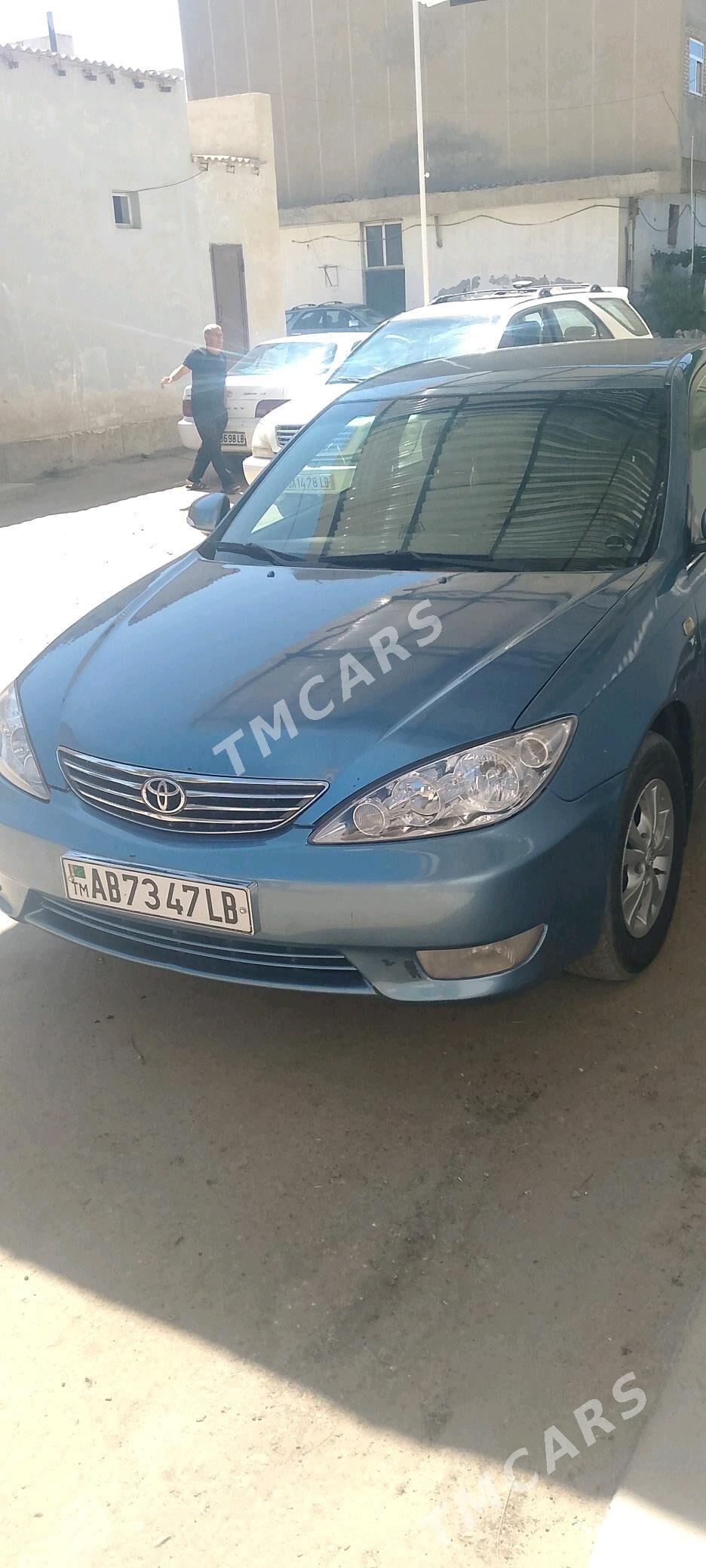 Toyota Camry 2002 - 180 000 TMT - Газаджак - img 3