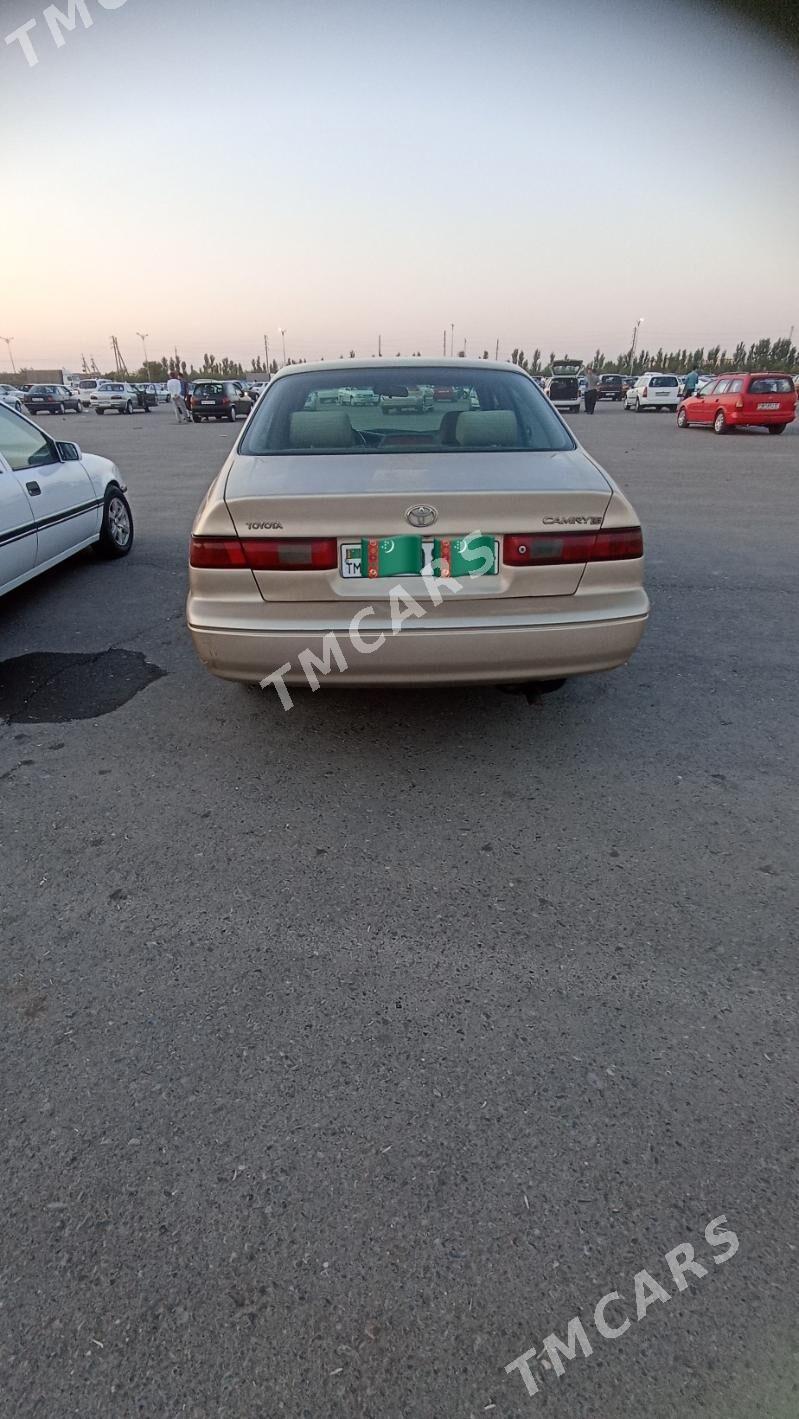 Toyota Camry 1999 - 110 000 TMT - Губадаг - img 2