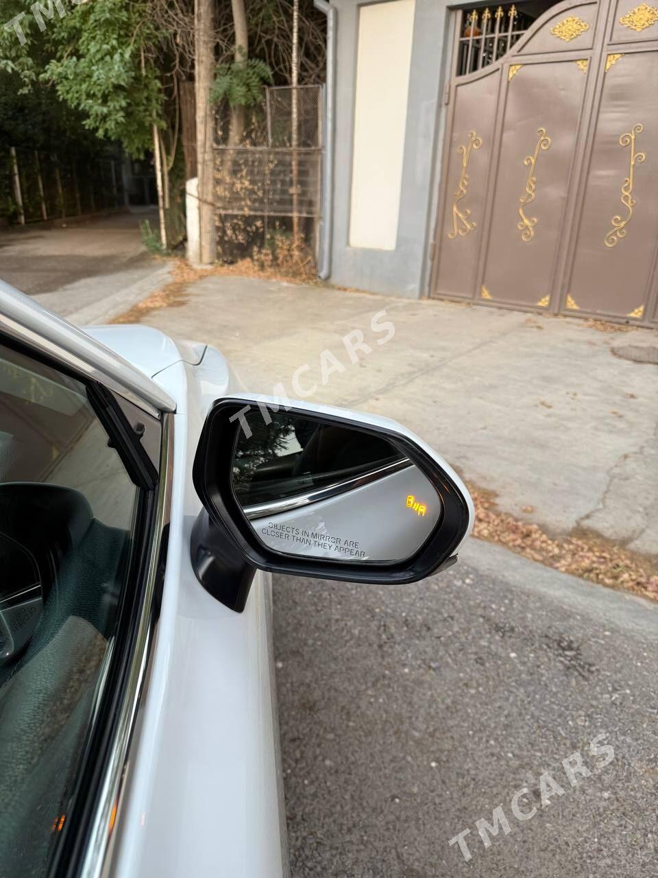 Toyota Camry 2019 - 360 000 TMT - Aşgabat - img 3